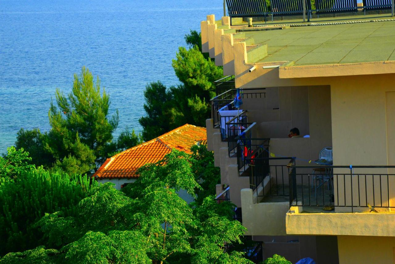 Golden Beach Hotel Metamorfosi  Exterior photo